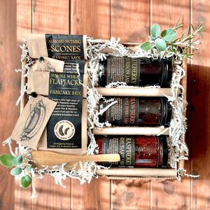 Cozy Breakfast Gift Box - Copper Pot & Wooden Spoon