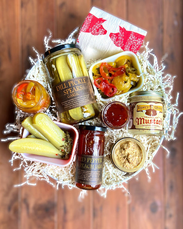 Grill Master's Picks - Flame Roasted Gift Box - Copper Pot & Wooden Spoon