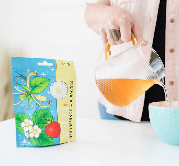 Strawberry Honeysuckle White Tea - Premium Loose Leaf Fruity - Copper Pot & Wooden Spoon